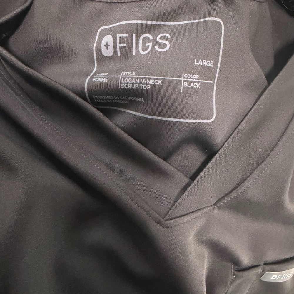 Figs Charcoal V-Neck Scrub Top